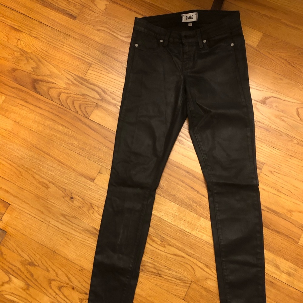 Coated black jeans